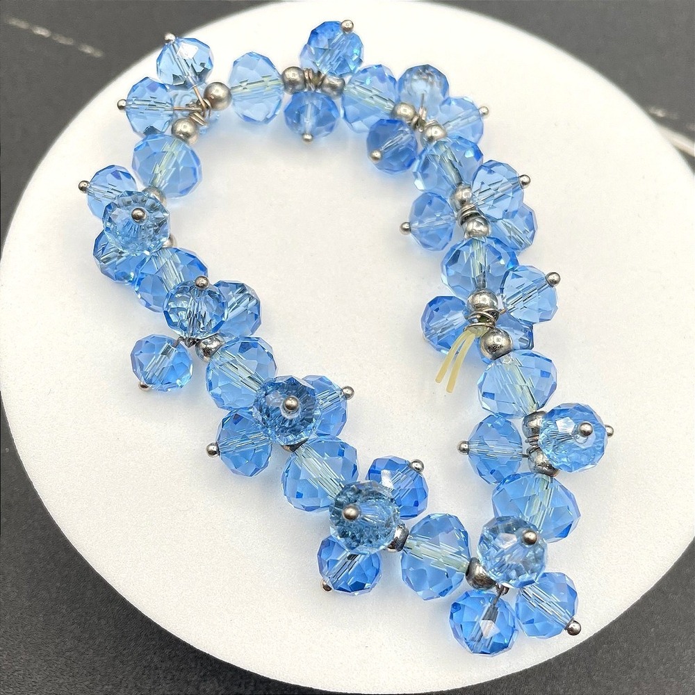 Vintage Blue Glass Gemstones Faceted Silver-Tone Floral Pattern Beaded Bracelet